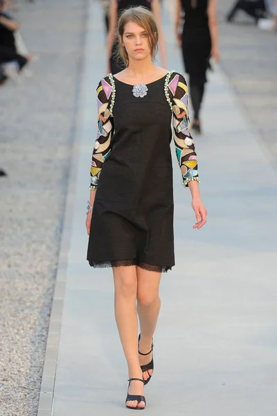 Look 40